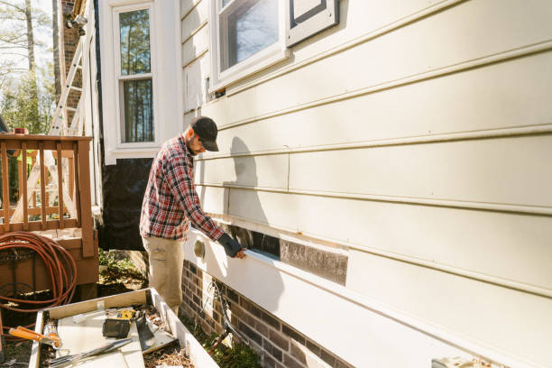 Trusted Emergency Siding Repair service in Jericho, NY - Creative Siding